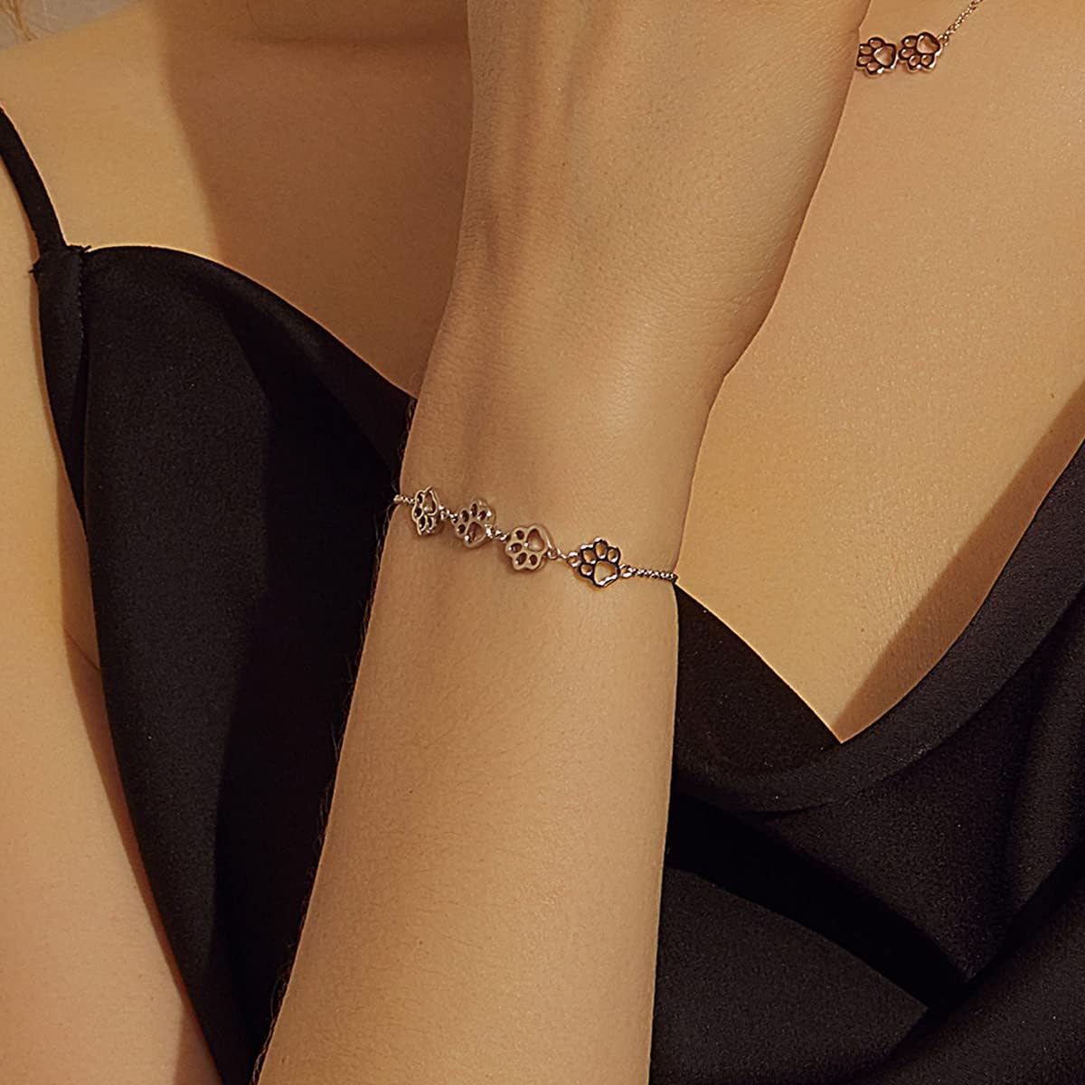 MELIA โ Elegant Adjustable Paw Bracelet Made of High-Quality 925 Sterling Silver