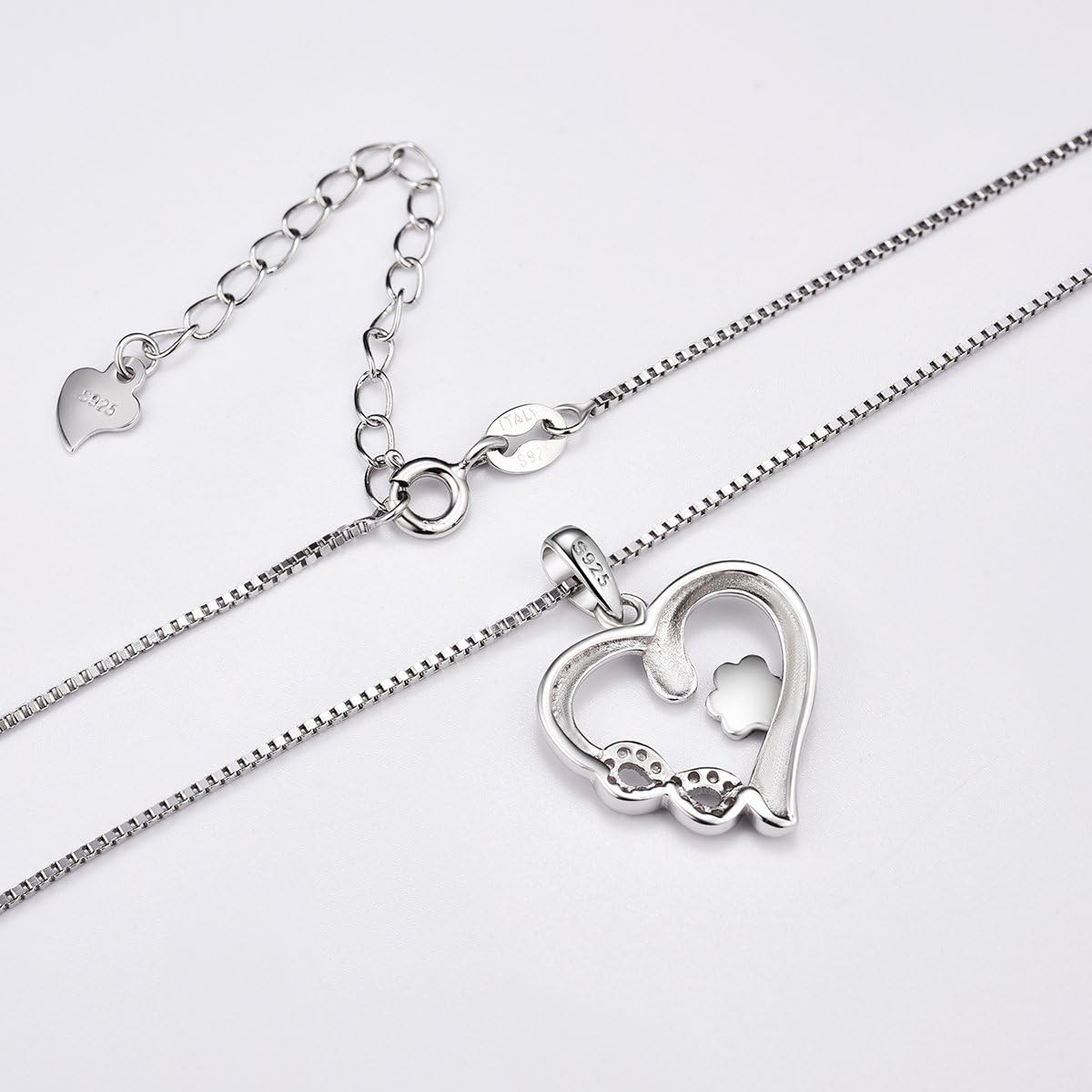 SOREA – Elegant Necklace with Paw, Heart, and Infinity Symbols for Animal Lovers