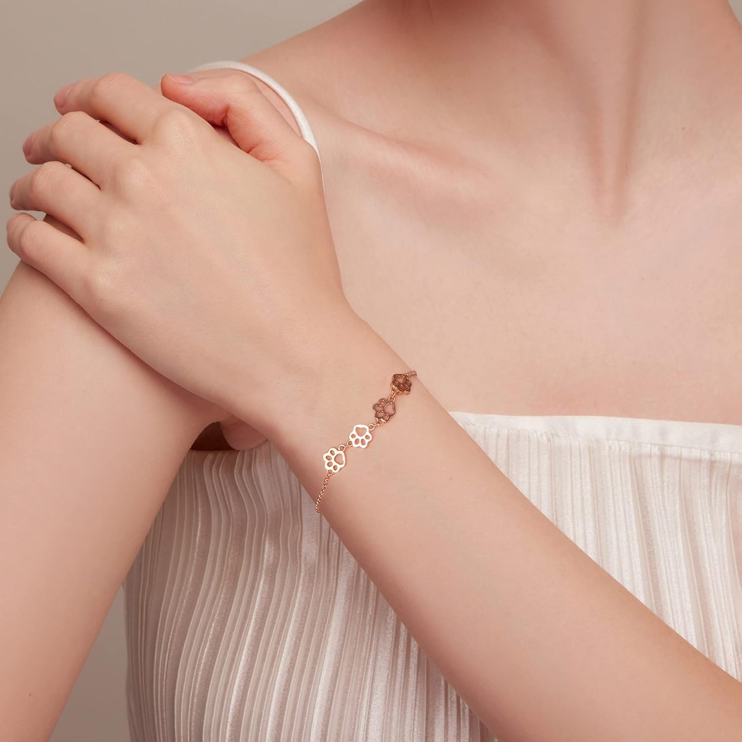 MELIA โ Elegant Adjustable Paw Bracelet Made of High-Quality 925 Sterling Silver
