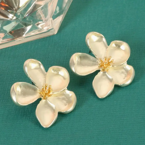 Golden Flower Earrings in Vintage Design