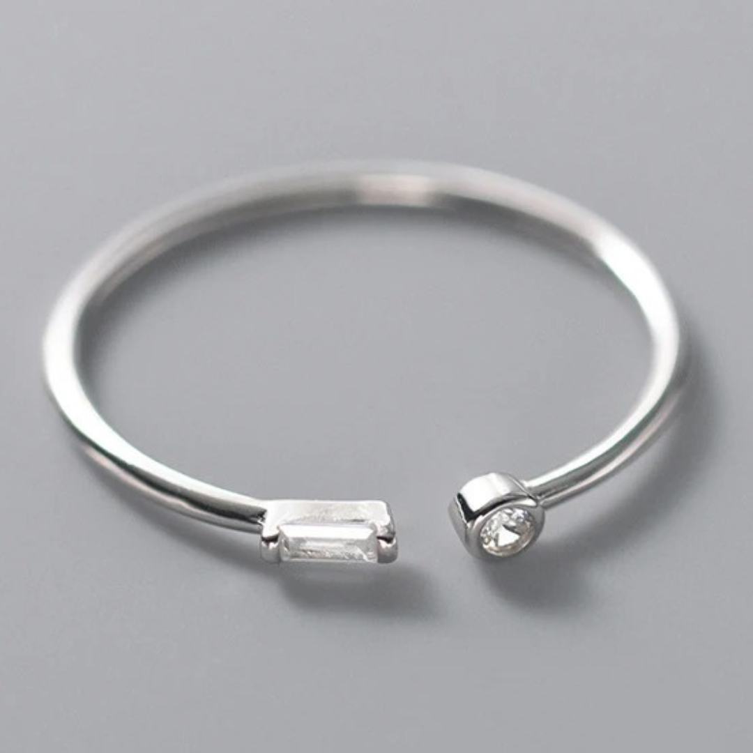 Adjustable Silver Ring with Beautiful Zirconium Stones