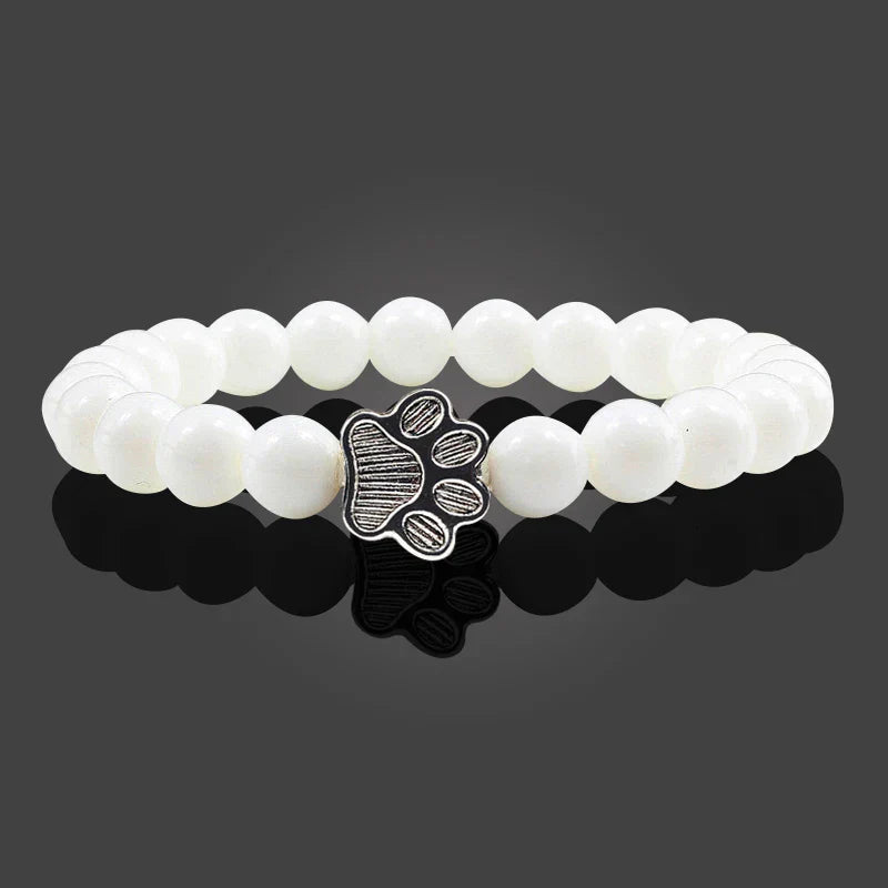 MELIA β Elegant Pearl Bracelet with Charming Paw Pendant Made of Natural Stone