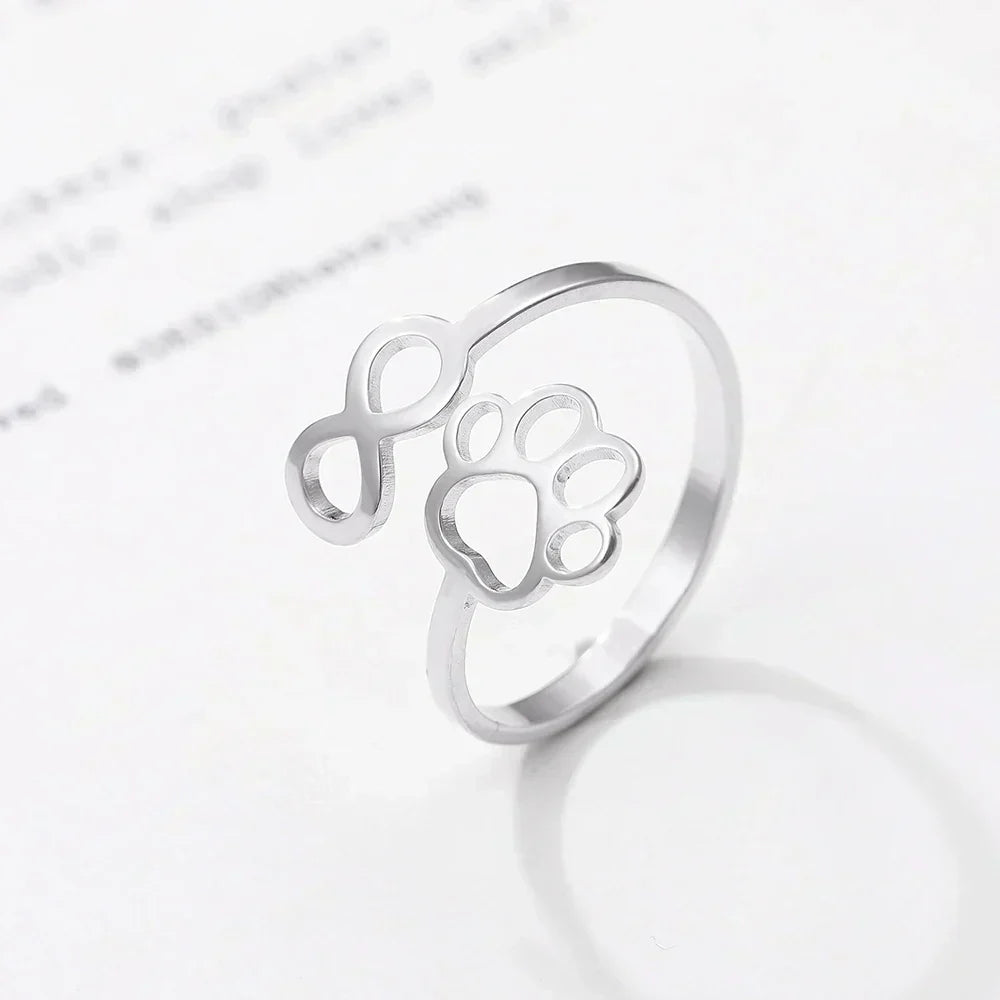 AYLA โ Elegant Adjustable Infinity Paw Ring Made of High-Quality Stainless Steel