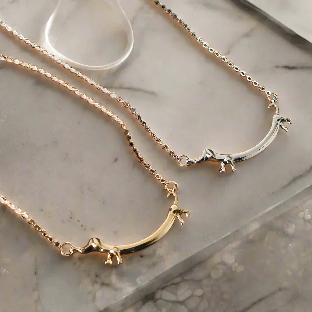 LILOU β Elegant Dachshund Necklace in Stylish Gold Look