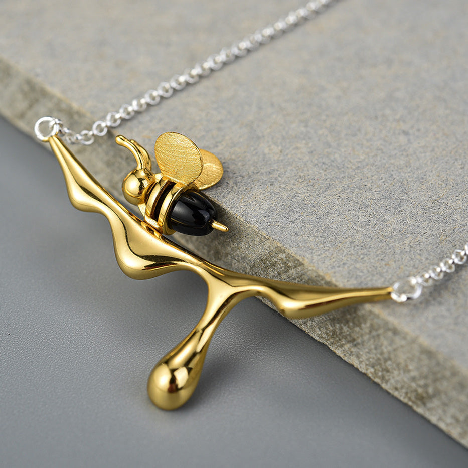 MELINA โ Elegant Dripping Honey & Bee Necklace for Nature Lovers