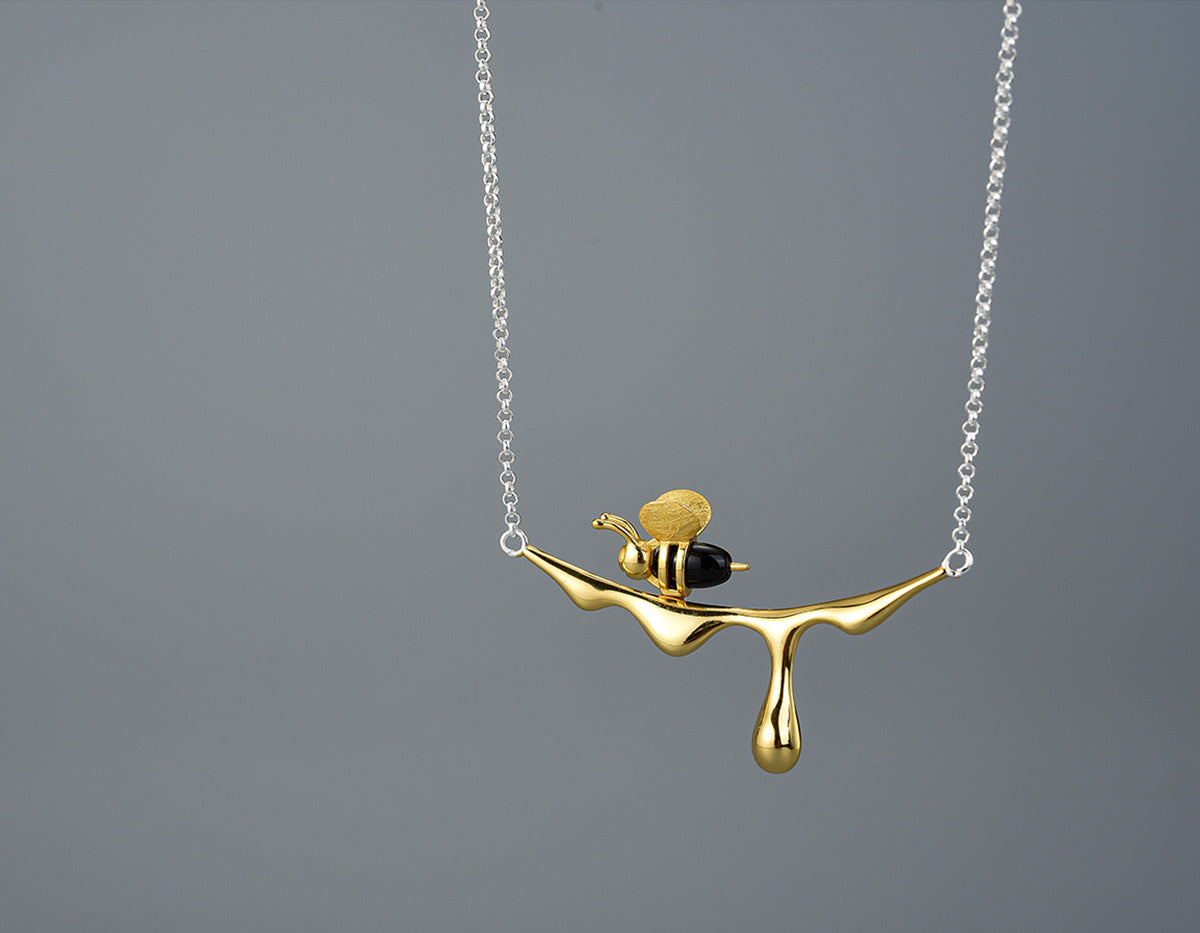 MELINA โ Elegant Dripping Honey & Bee Necklace for Nature Lovers