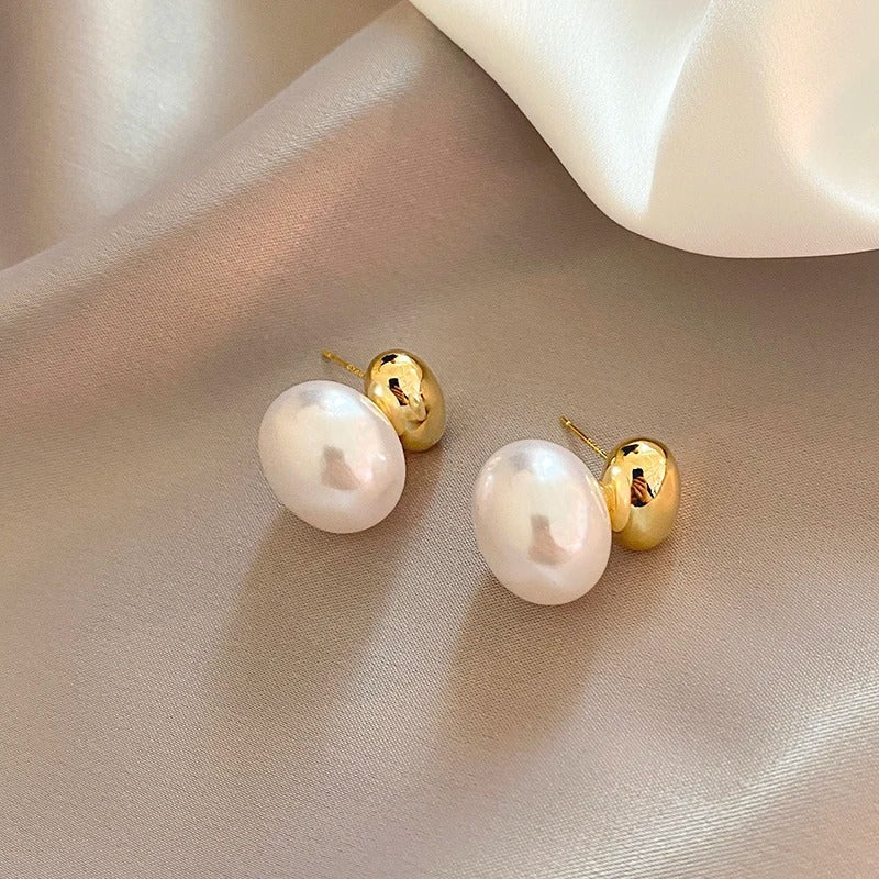 Vintage Pearls Earrings by Aeri