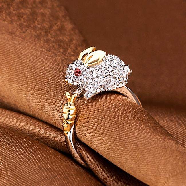 LEORA - Elegant Adjustable Silver Ring with Cute Bunny & Carrot, Adorned with Sparkling Crystals