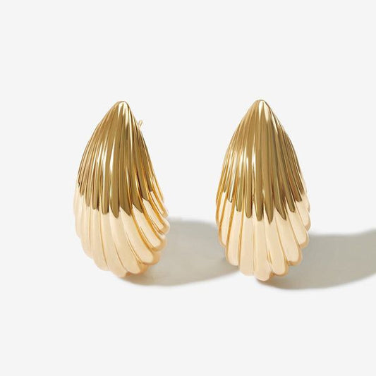 Vintage Earrings Made of Embossed Gold