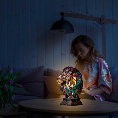 GlowLion - handcrafted lamp that makes hearts shine