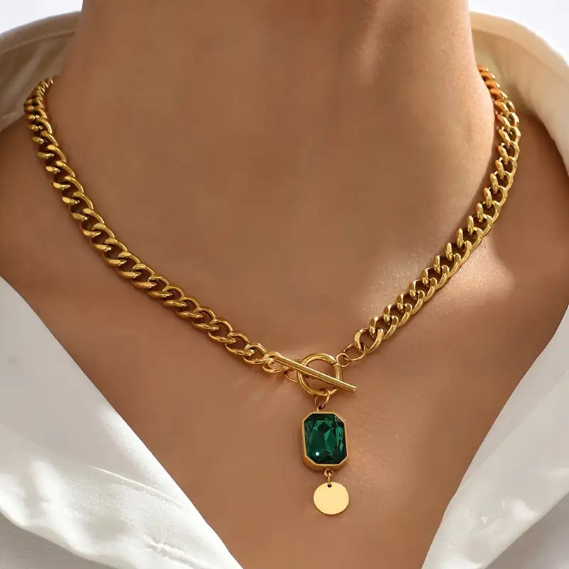 Chunky Chain Emerald Gold  Pendant Necklace