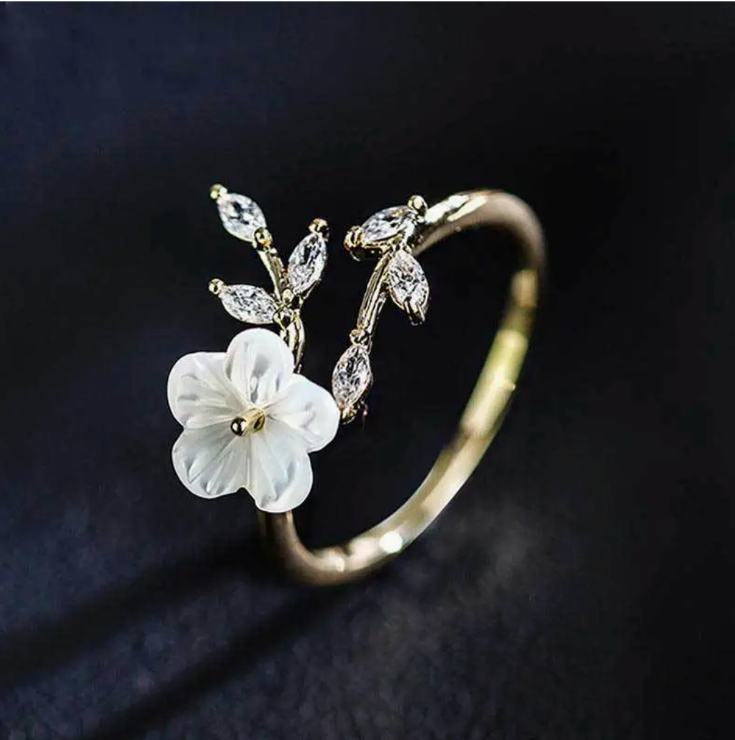 Flower Design Ring with Diamonds
