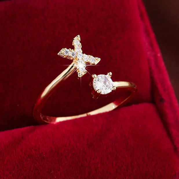 Elegant Letter Ring with Diamonds in Gold and Silver