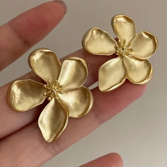 Golden Flower Earrings in Vintage Design