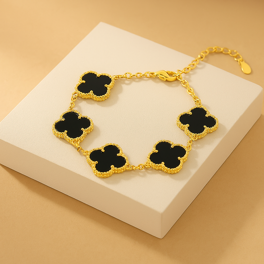 Clover Leaf Bracelet in Gold