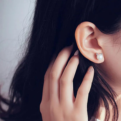 Cat Pearl Stud Earrings