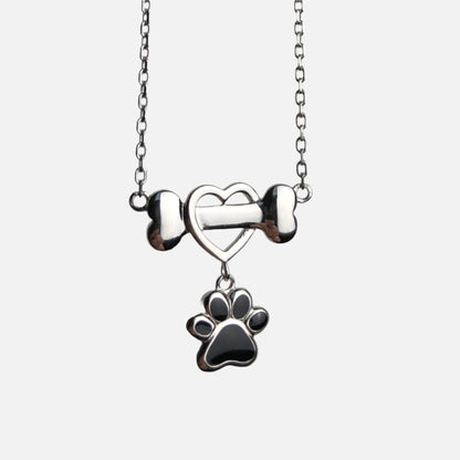 MEJA – Elegant Necklace with Delicate Paw Design Made of Durable Stainless Steel