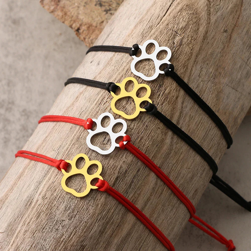 ELINE – Elegant Adjustable Paw Bracelet with Black and Red Cord for Stylish Expression