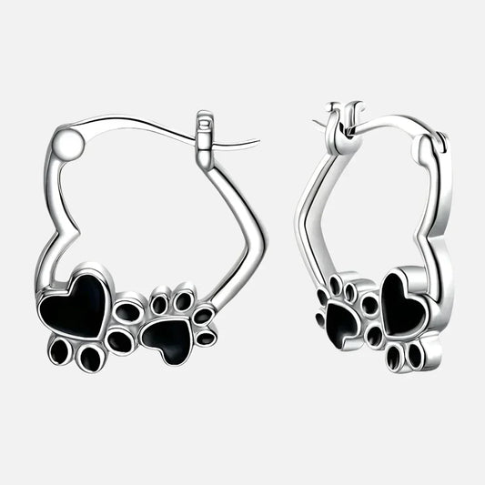 NOVA – Elegant Huggie Earrings with Heart & Paw in Silver Look and Black Enamel for a Stylish Appearance