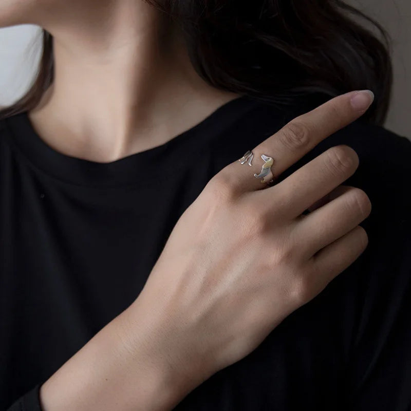 REYA – Elegant Adjustable Dachshund Ring Made of High-Quality 925 Sterling Silver