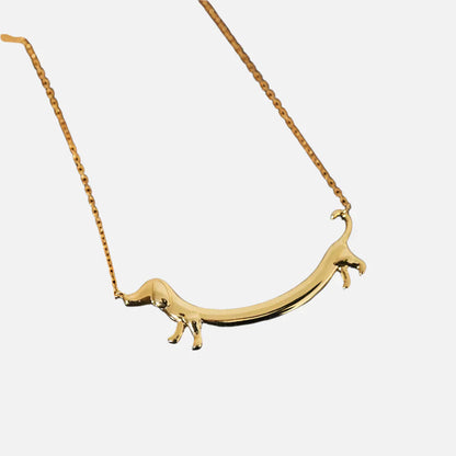 LILOU – Elegant Dachshund Necklace in Stylish Gold Look