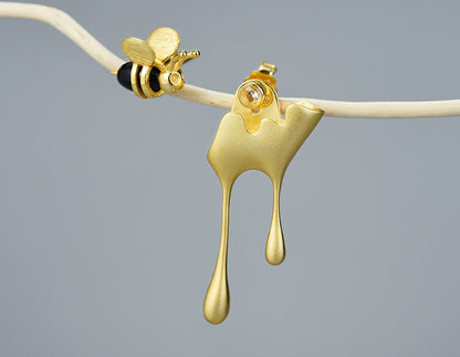ELIA – Elegant Dripping Honey & Bee Earrings Made of High-Quality Sterling Silver