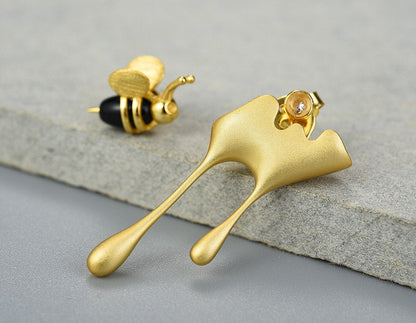 ELIA – Elegant Dripping Honey & Bee Earrings Made of High-Quality Sterling Silver