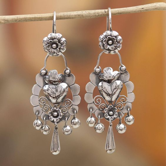 Elegant Vintage Silver Earrings with Swinging Heart & Flower Motifs - Alenyai
