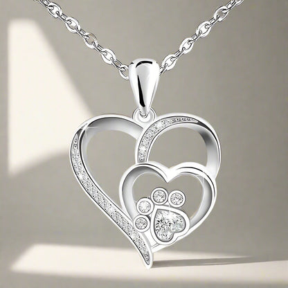 NAYLA – Elegant Paw & Heart Necklace made of fine 925 Sterling Silver with sparkling Zirconia